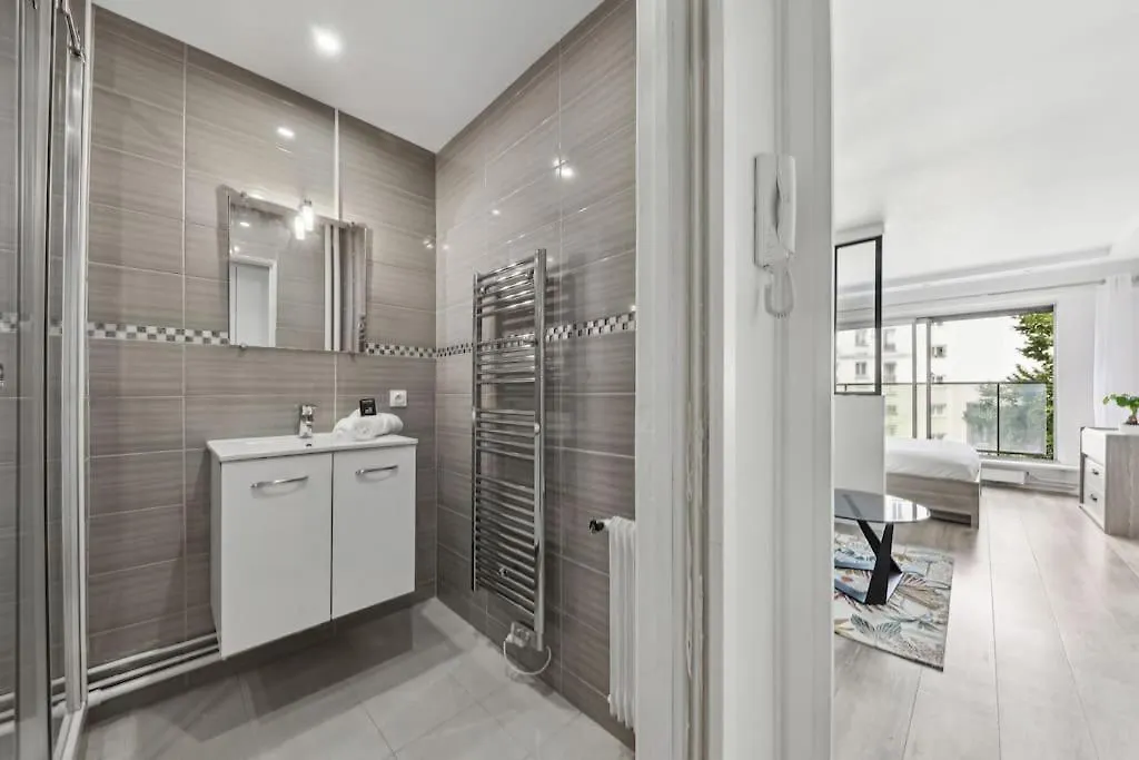Apartment Appartement Elegant Et Design Paris