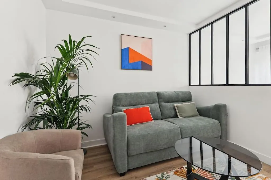 Appartement Elegant Et Design Paris France